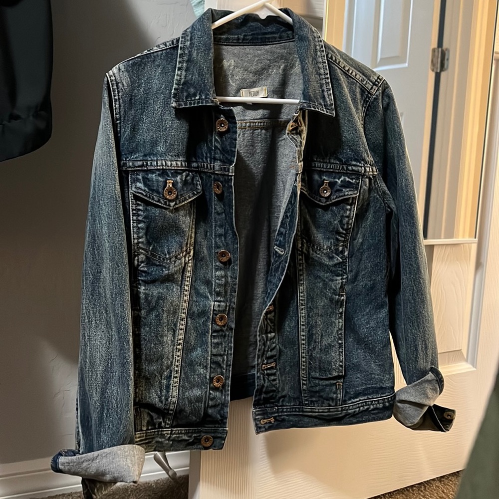 Madewell | Classic Denim Button Down Collared Jean